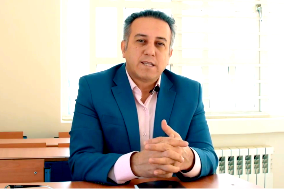 برگزاری جلسات آموزش خانواده و مشاوره نوجوان