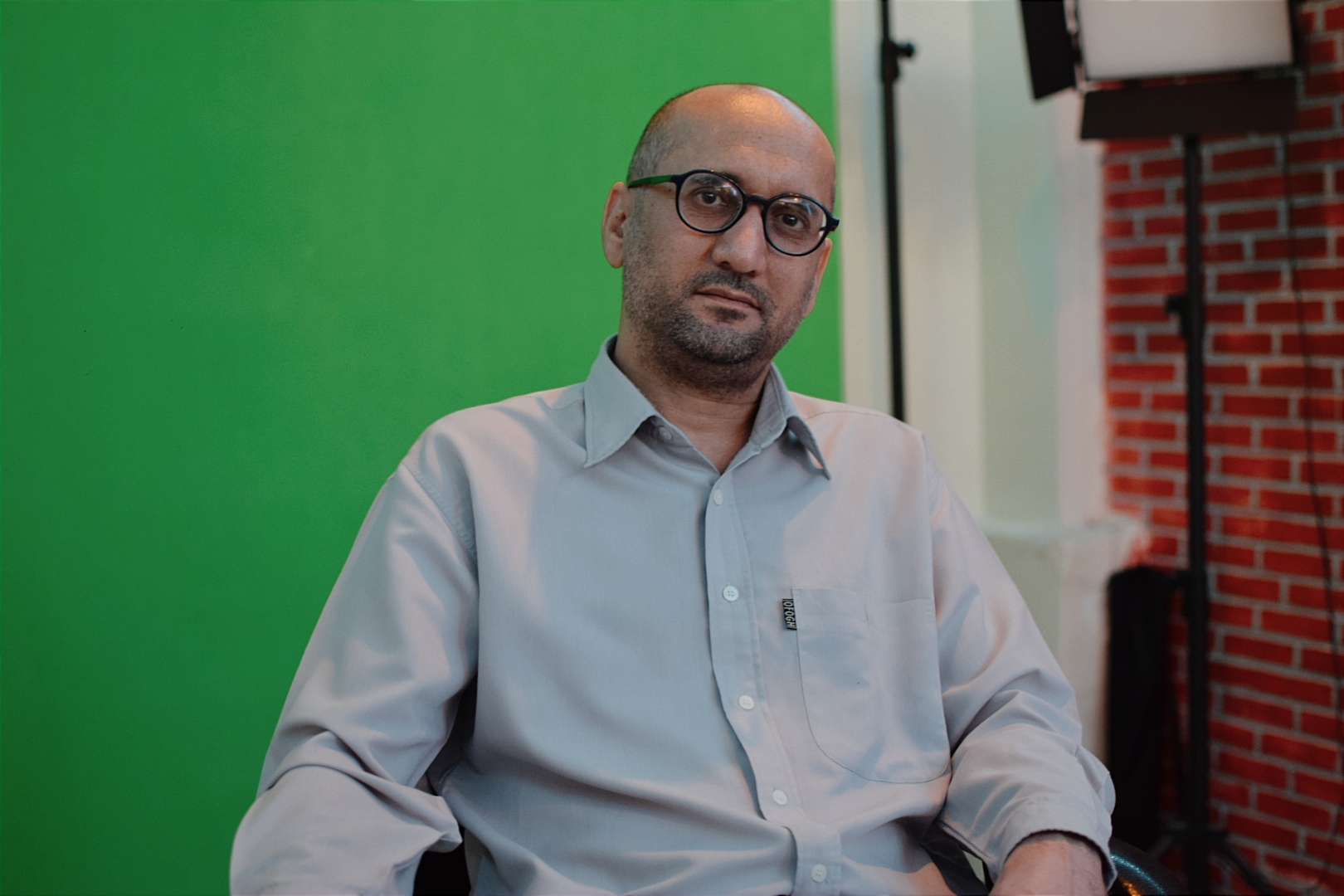 مصاحبه با استاد محرابی، مدرس هنر و سرپرست هنرکده‌ی عطارد