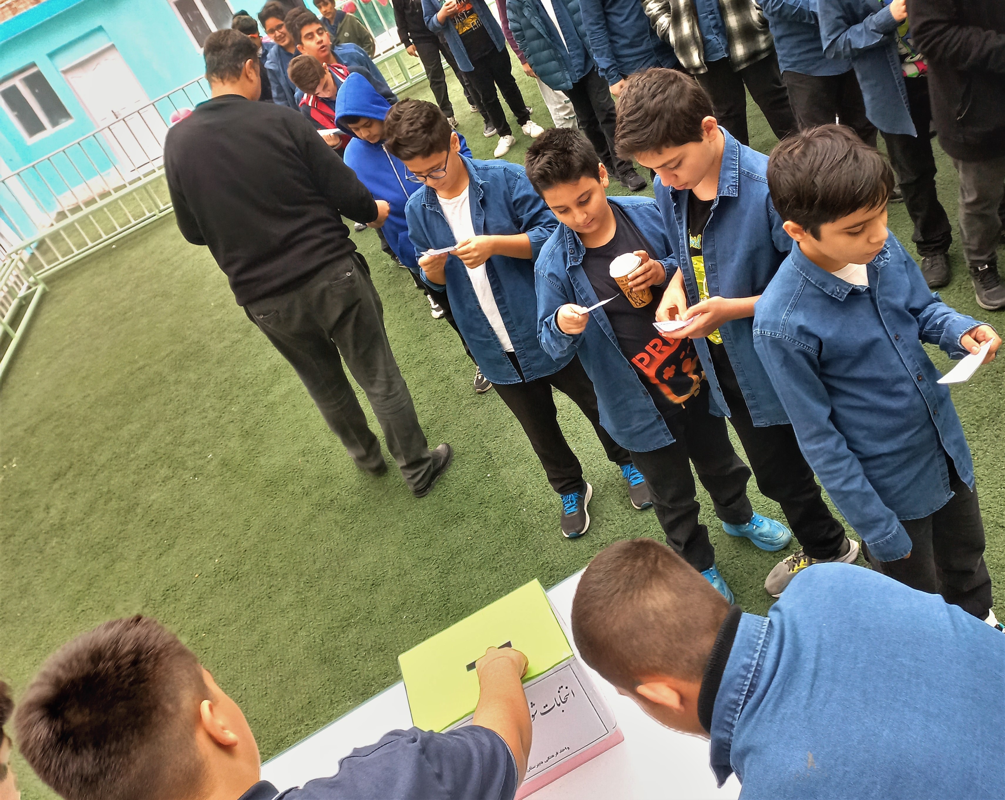 برگزاری انتخابات شورای دانش آموزی