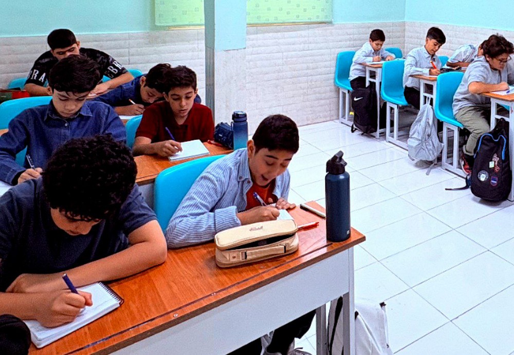 دوره اولی های دبیرستان عطارد تعیین سطح زبان شدند