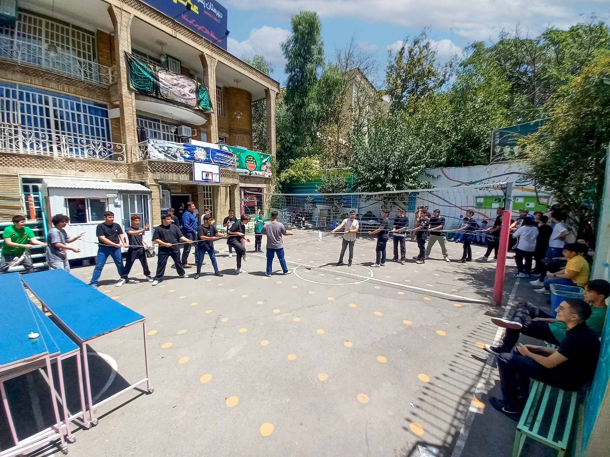 مسابقات تابستانه طناب کشی عطارد