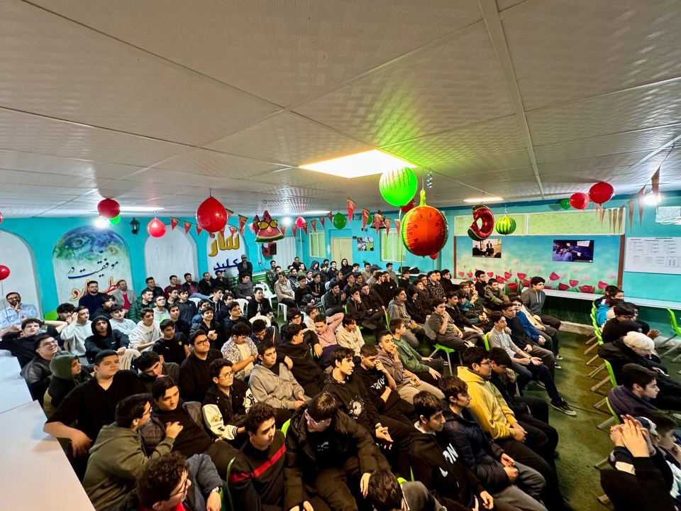 برگزاری جشن شب یلدا در دبیرستان عطارد علم