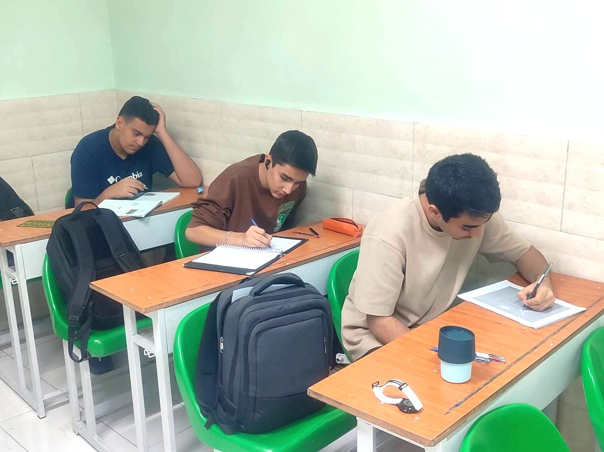 برگزاری اردوی مطالعاتی دانش آموزان دبیرستان دوره دوم