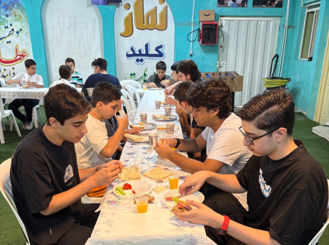 عطاردی ها سر سفره صبحانه اهل بیت نشستند!